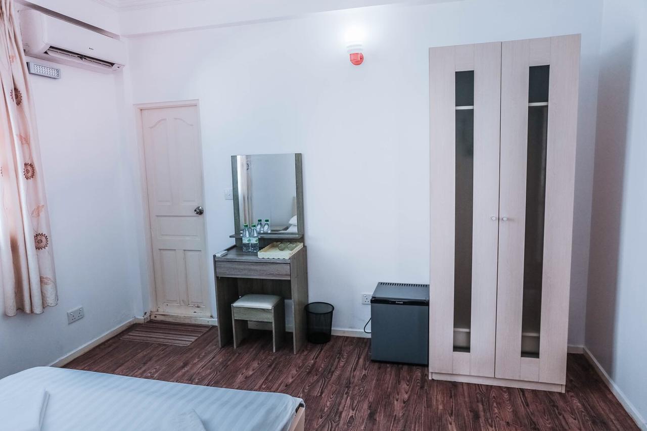 Rivers Beach & Spa Hulhumale Exterior photo